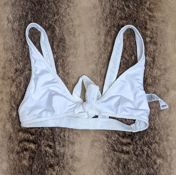 ASOS Tie Front Crochet Bikini Top - Picture 3 of 6